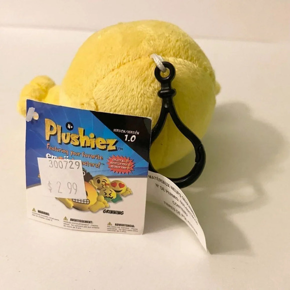 2016 Lot of 4 Fun 2 Play Small Plush Emoji Plush Nerd Block and Clip On Plushiez - Picture 14 of 16